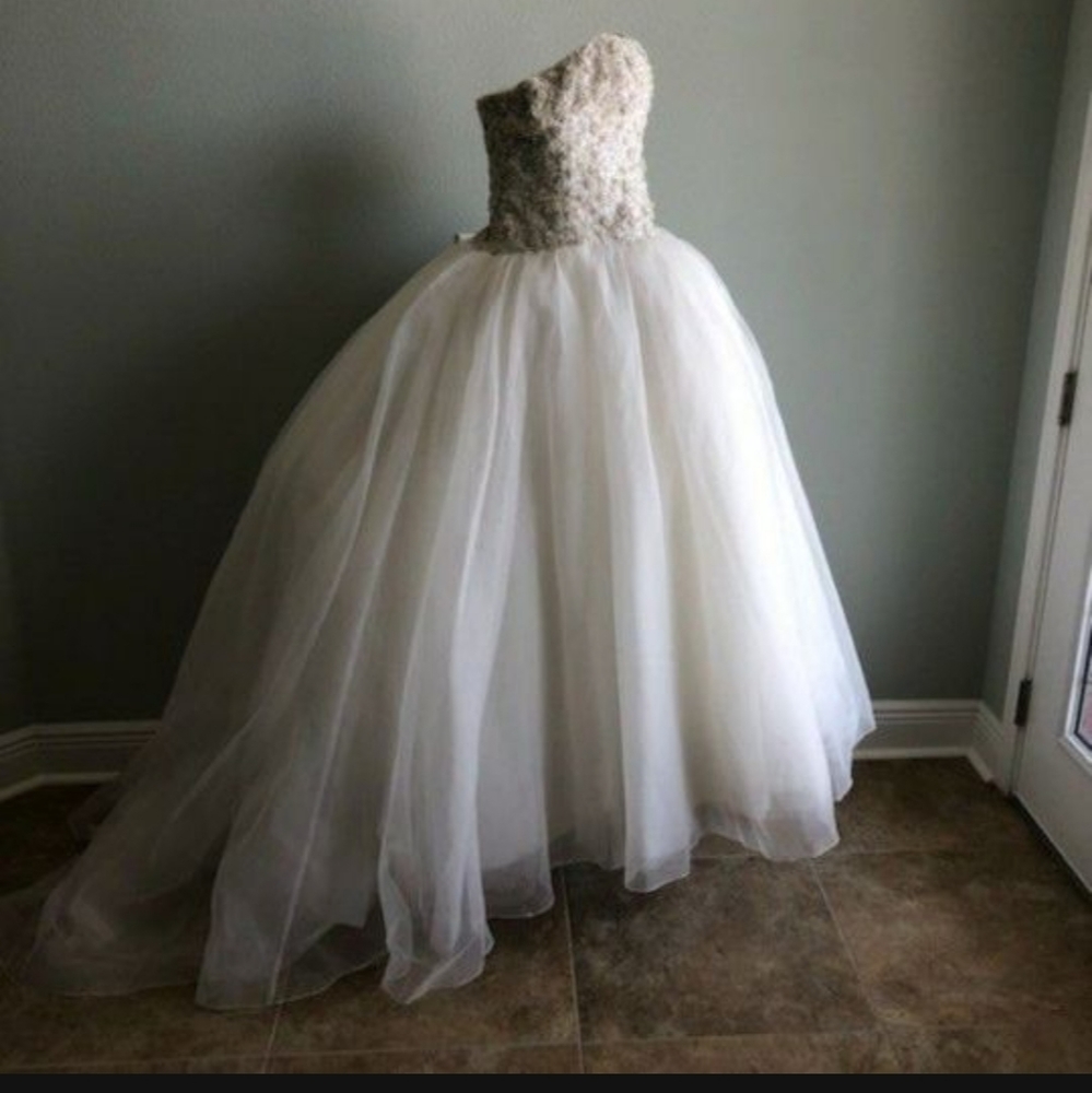 Oleg Cassini Wedding Dress Size 10 - Best Offer